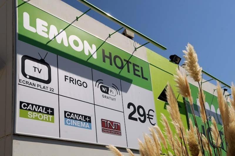 Lemon Hotel Avignon Rochefort Exterior foto